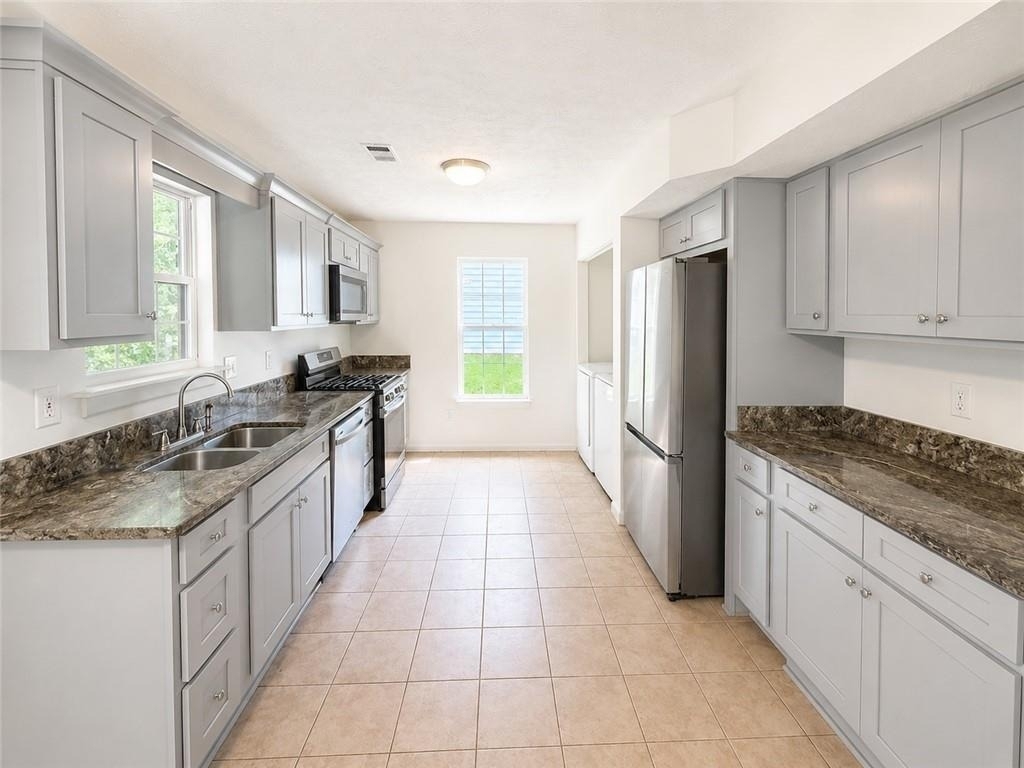 2095 Glynmoore Drive - Photo 5