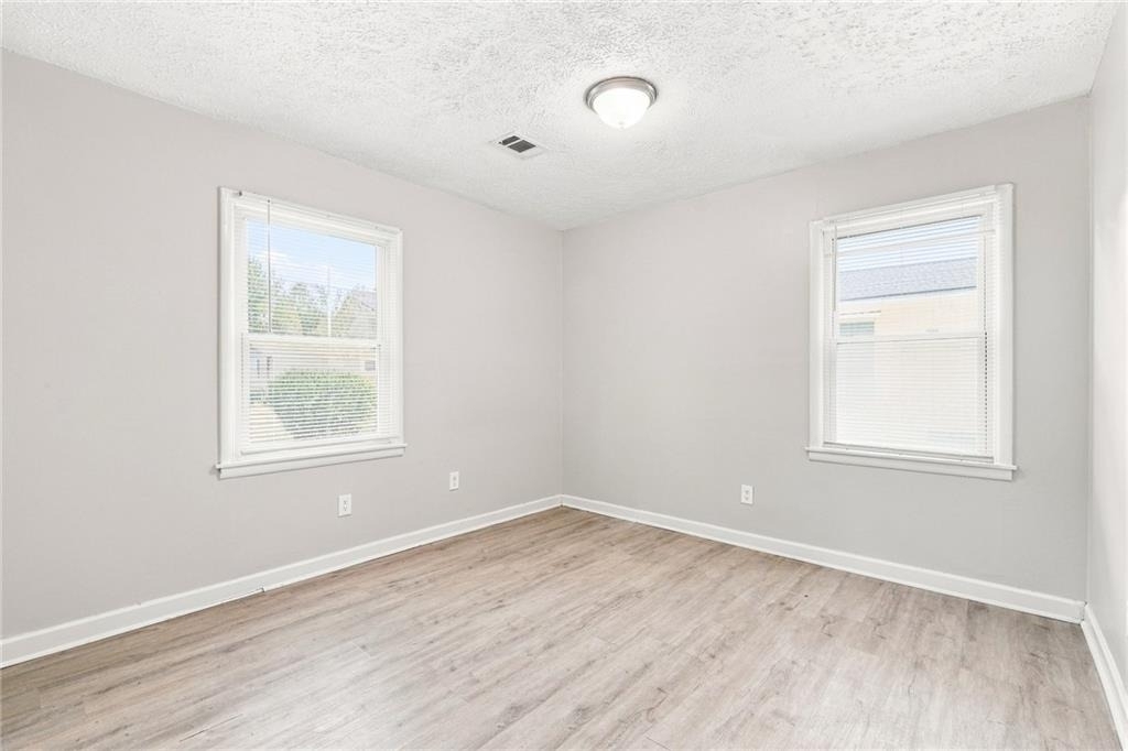 2123 Blayton Lane Se - Photo 10