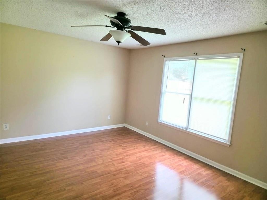 8020 Woodlake Drive - Photo 8