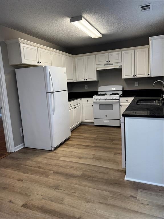 325 Bramford Way - Photo 3