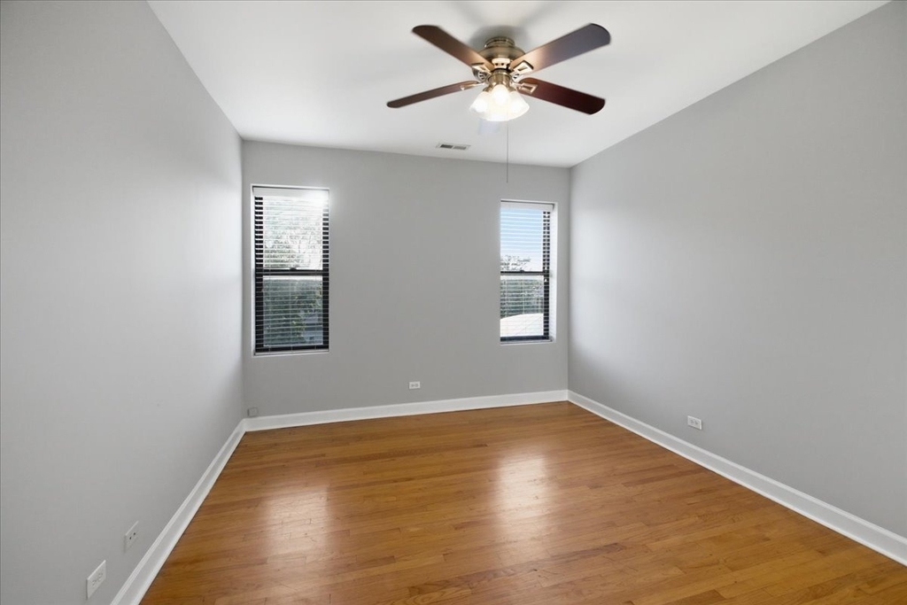 414 W Walnut Street - Photo 10