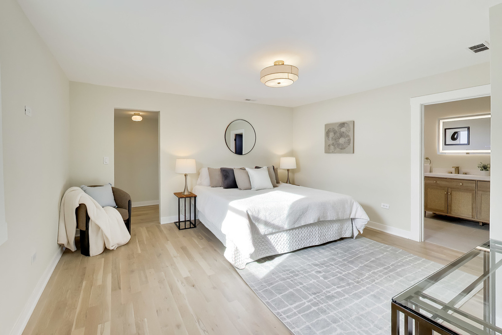 6730 W Dakin Street - Photo 16
