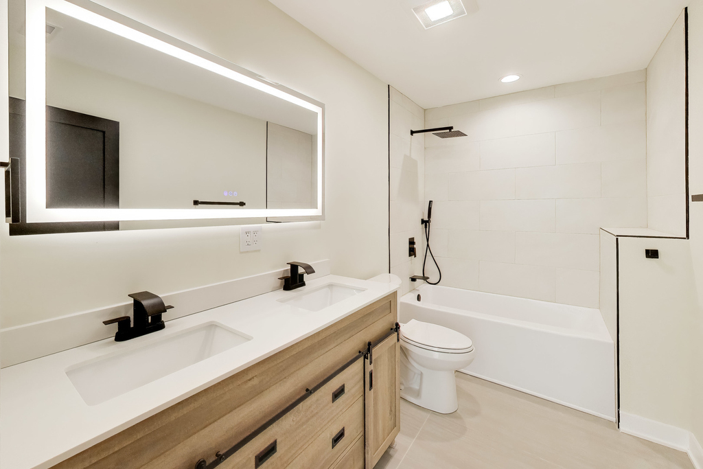 6730 W Dakin Street - Photo 23