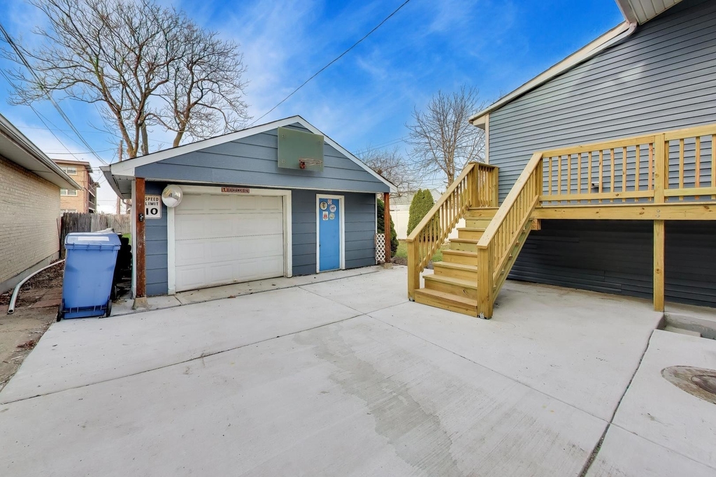 6730 W Dakin Street - Photo 29