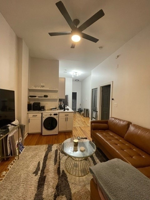 1112 W 18th Street - Photo 1