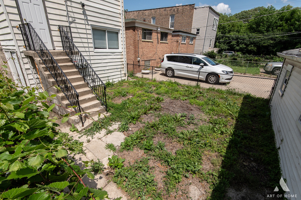 1229 E 71st Street - Photo 17