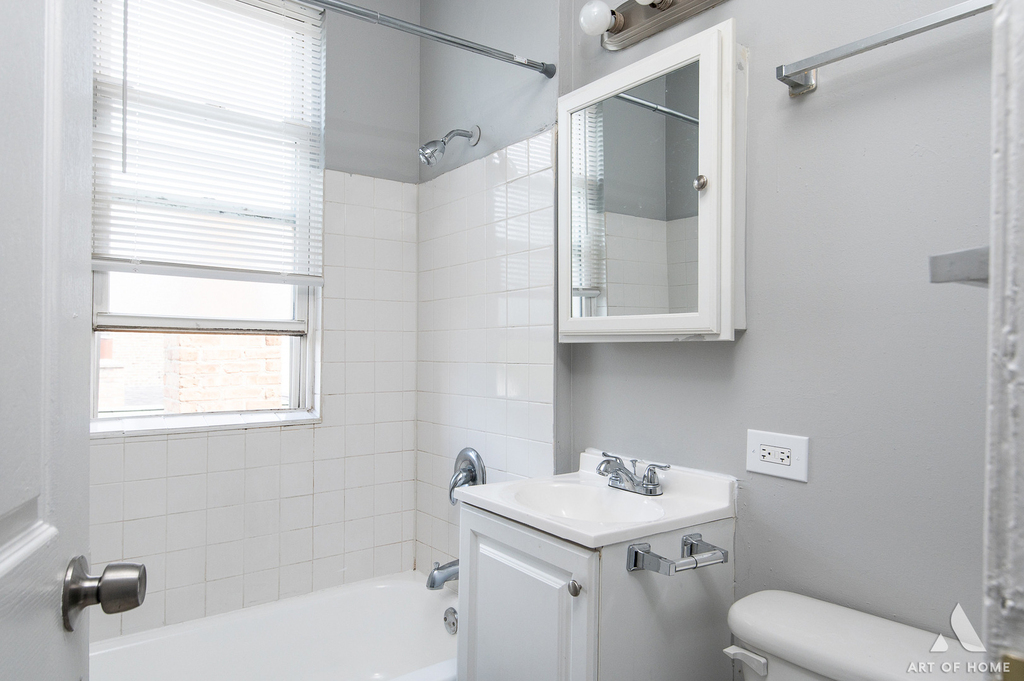 1229 E 71st Street - Photo 10