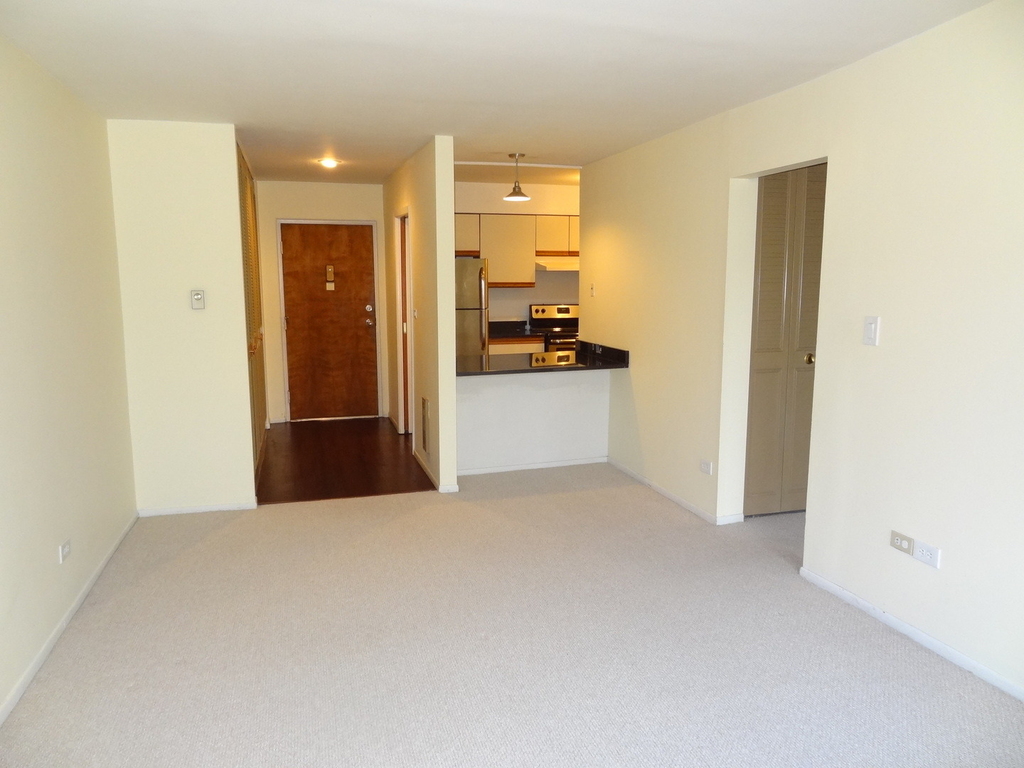 1950 Cherry Lane - Photo 3
