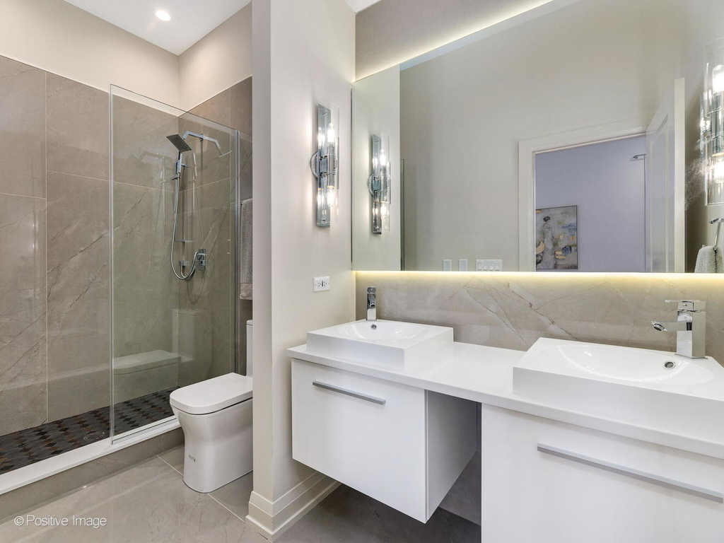 6915 N Western Avenue - Photo 13