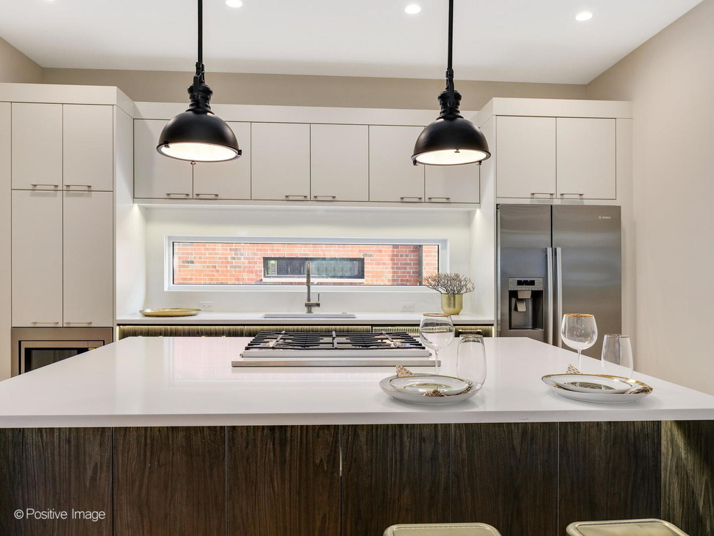 6915 N Western Avenue - Photo 9