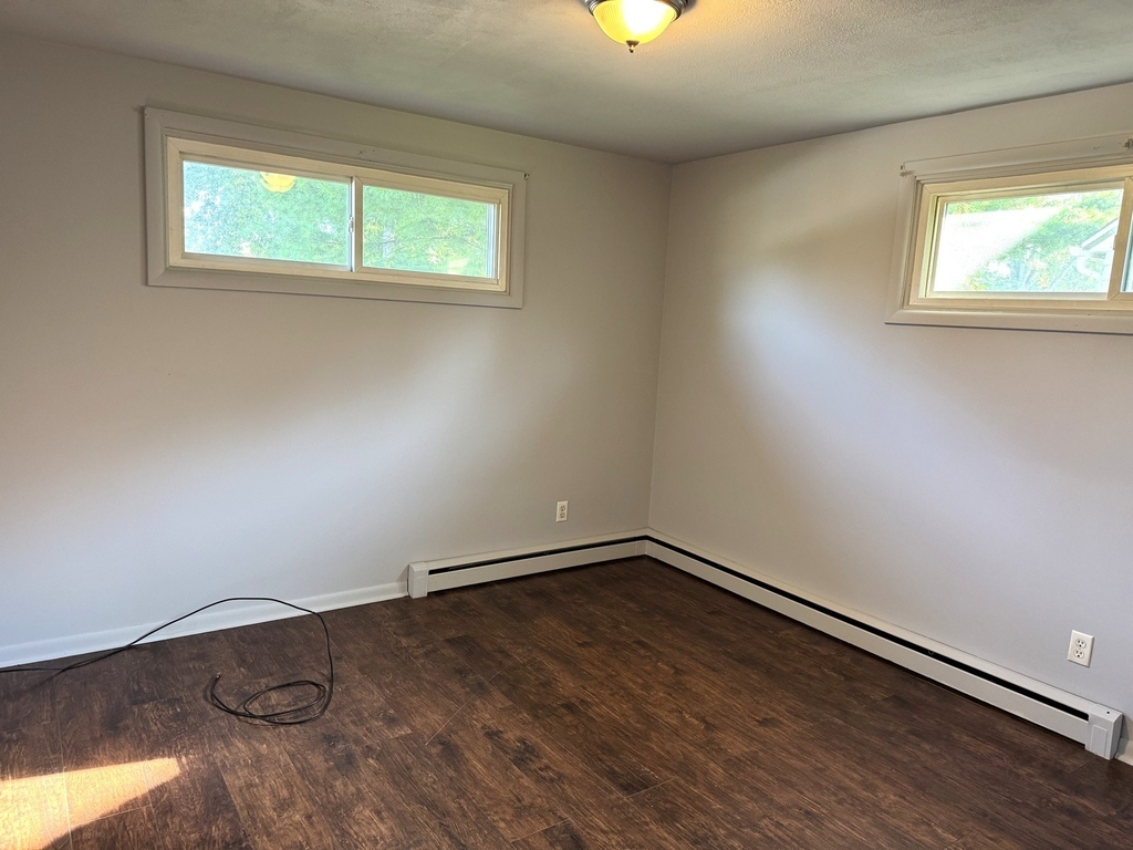 225 Panama Avenue - Photo 4