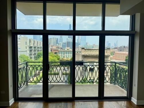 1201 W Adams Street - Photo 4
