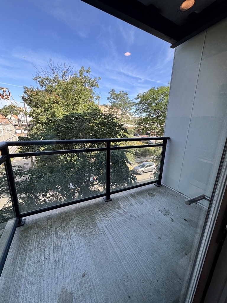 2407 W Eastwood Avenue - Photo 16
