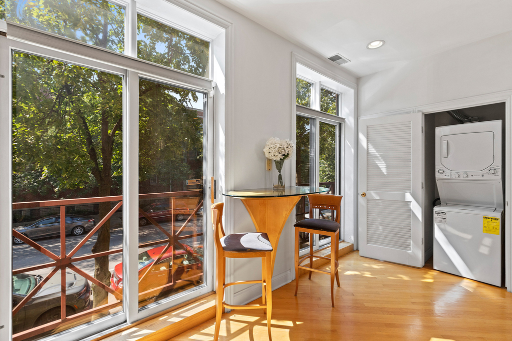 1350 W Byron Street - Photo 5