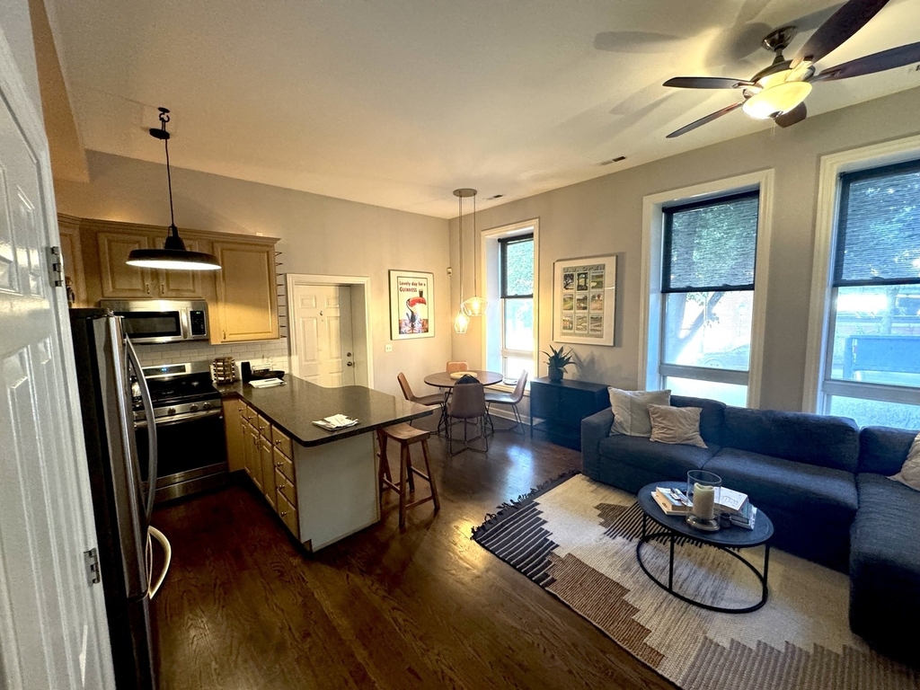 1344 N North Park Avenue - Photo 2