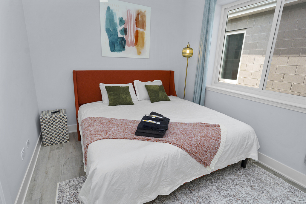 1358 S Fairfield Avenue - Photo 11