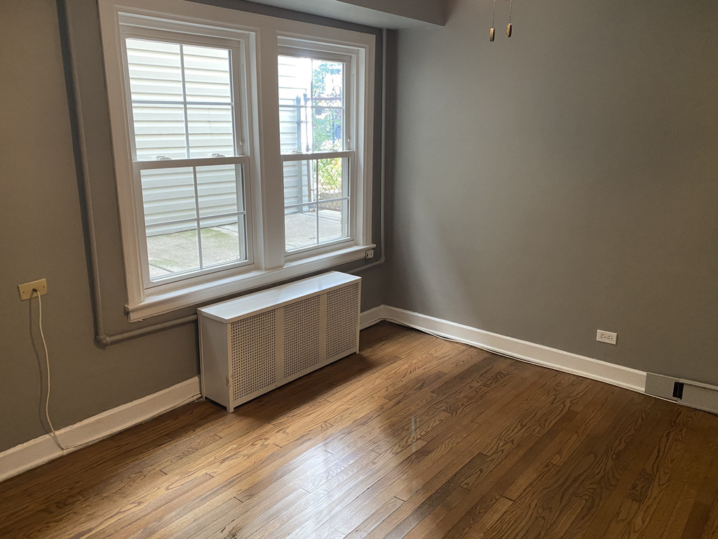 3136 N Paulina Street - Photo 3