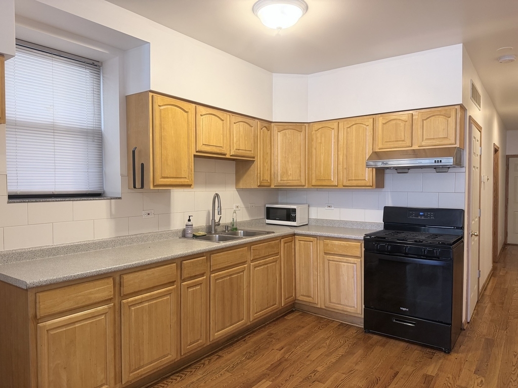 2738 S Princeton Avenue - Photo 3