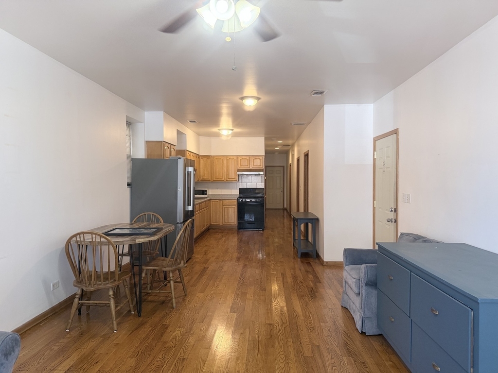 2738 S Princeton Avenue - Photo 2