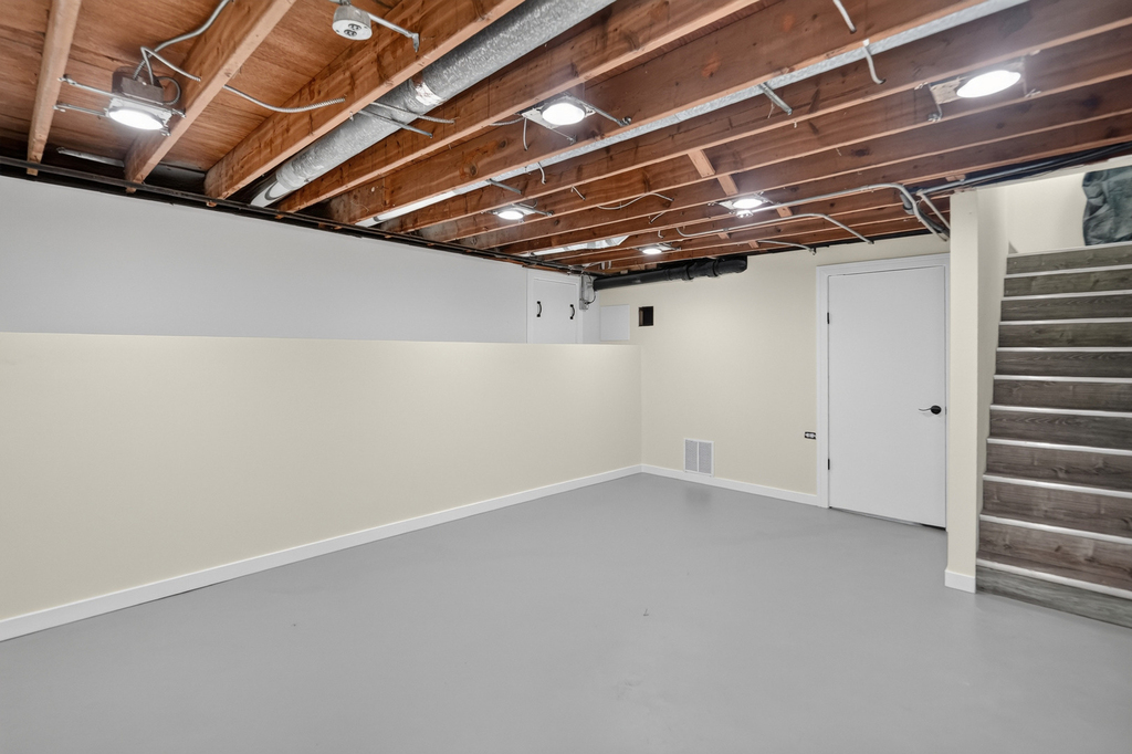 3825 Maple Avenue - Photo 33