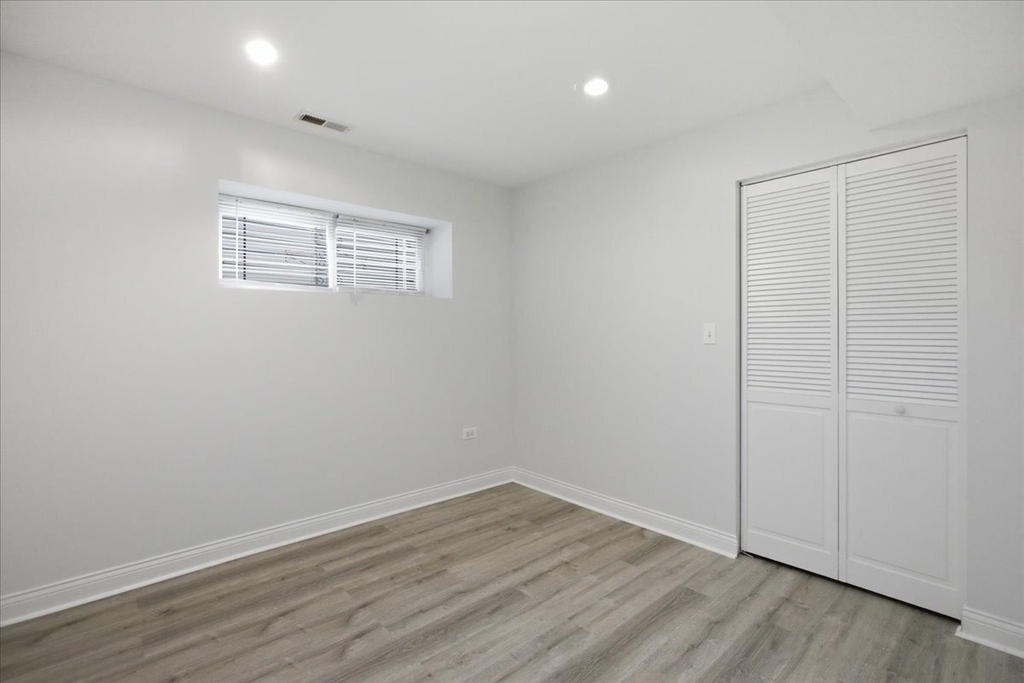 3528 W Shakespeare Avenue - Photo 8