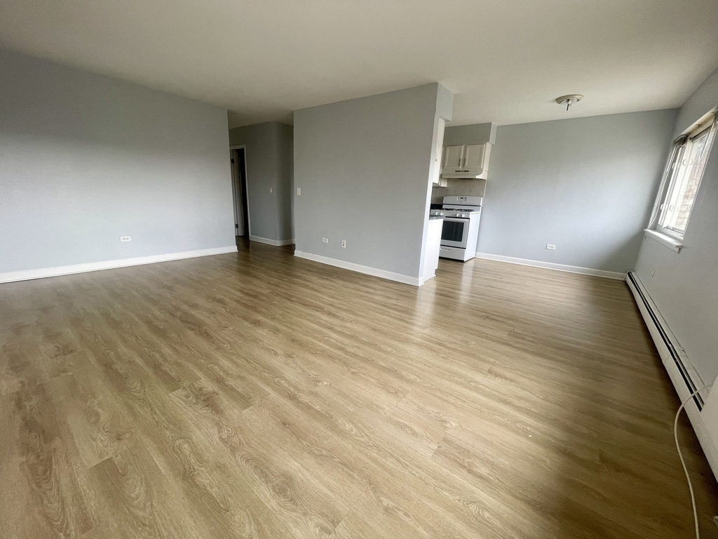 8635 W Foster Avenue - Photo 14