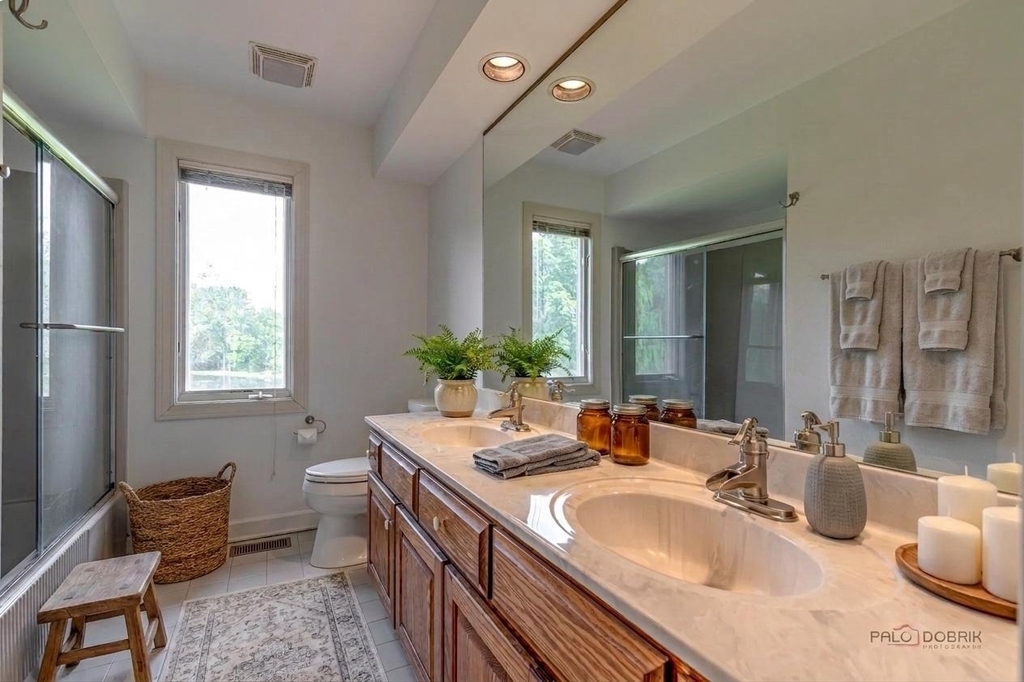 5420 Belmont Court - Photo 12