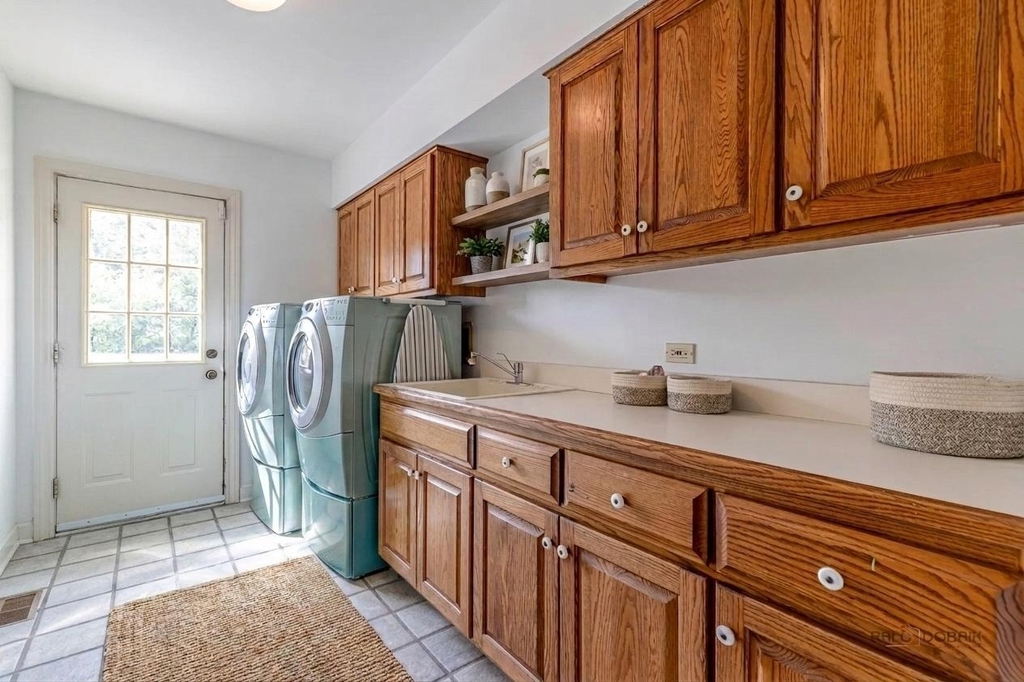 5420 Belmont Court - Photo 9