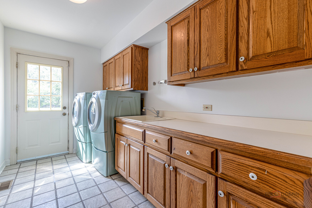 5420 Belmont Court - Photo 35