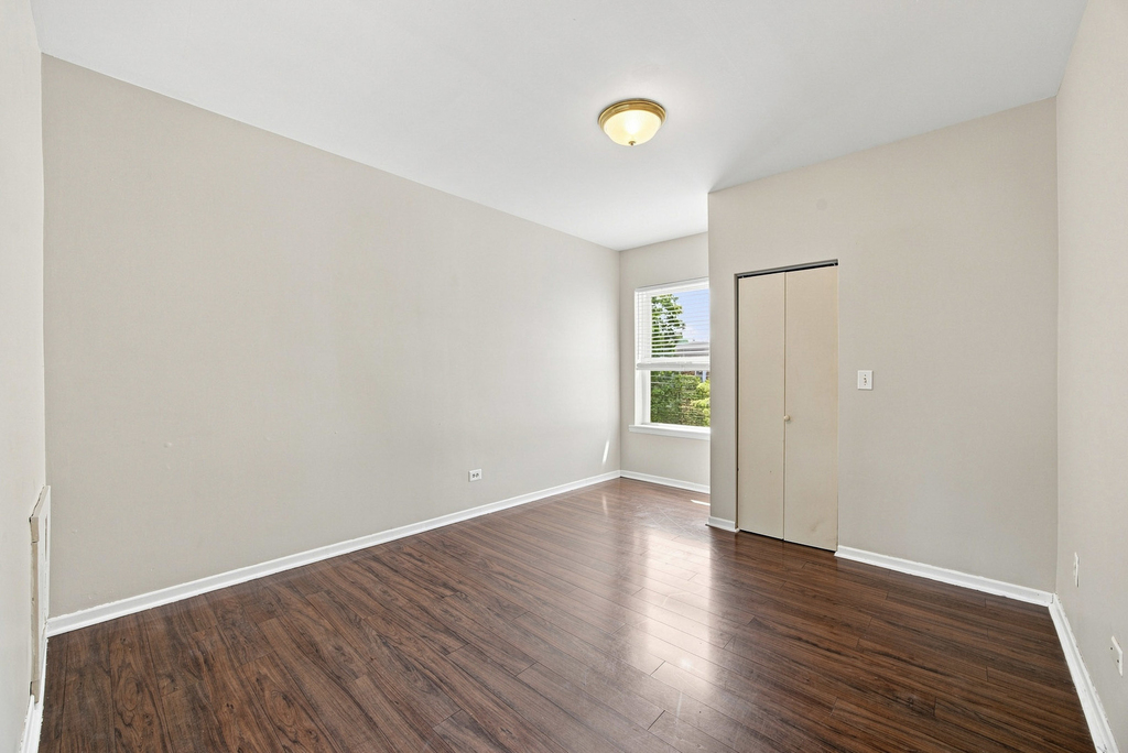 7443-7445 S Paxton Avenue - Photo 11