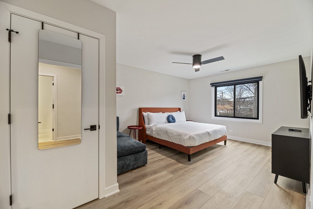 7109 N Western Avenue - Photo 11