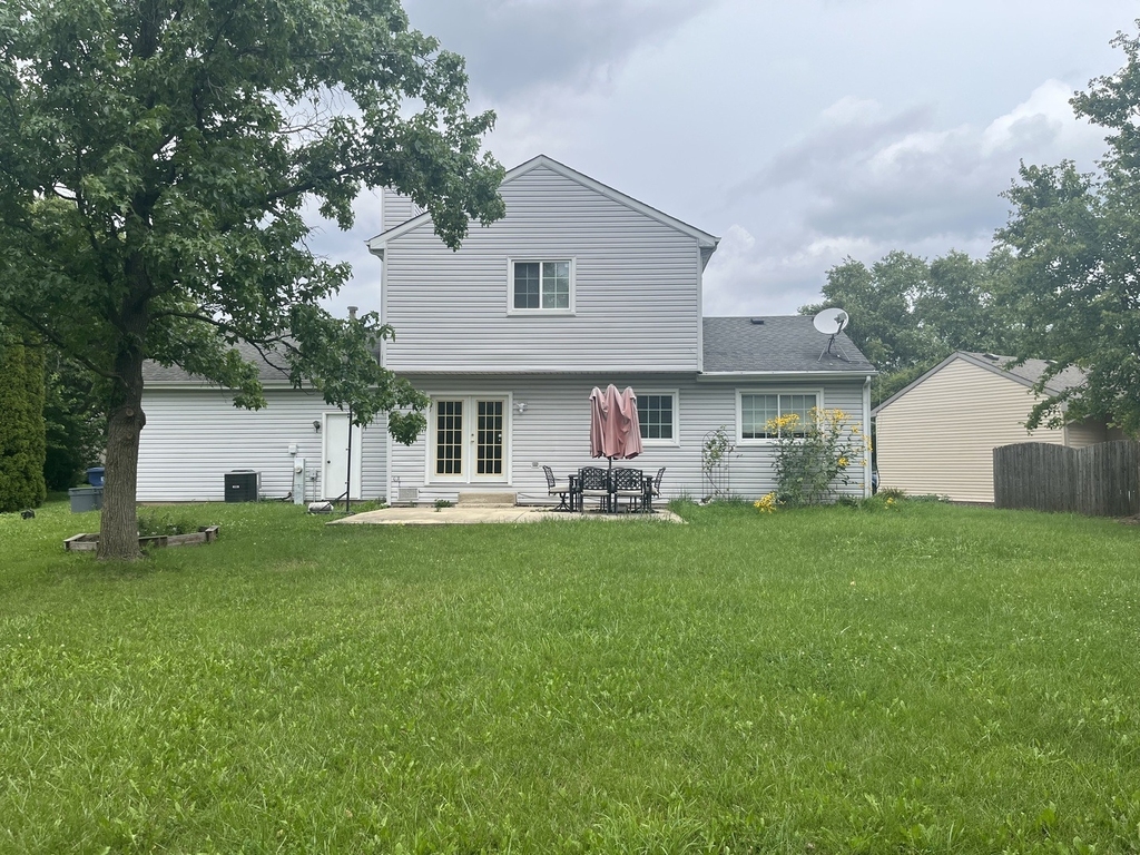 1208 Duke Court - Photo 12