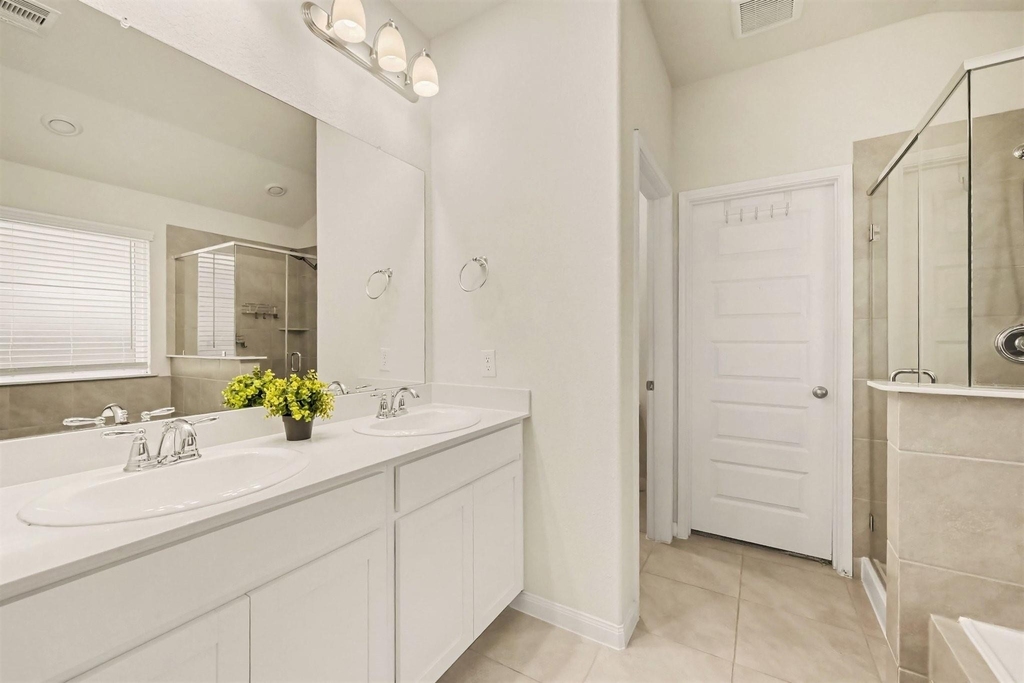 6611 Casper Falls Trl - Photo 14