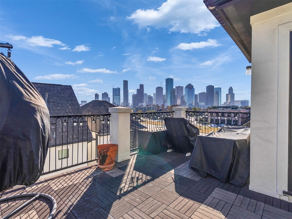 1877 Dart Street - Photo 10