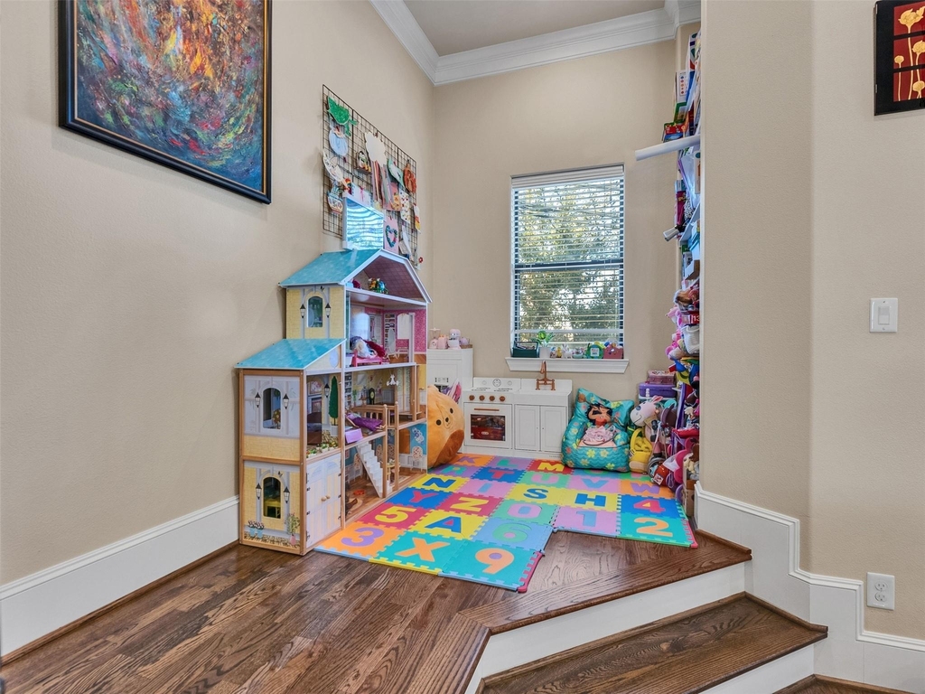 1877 Dart Street - Photo 7