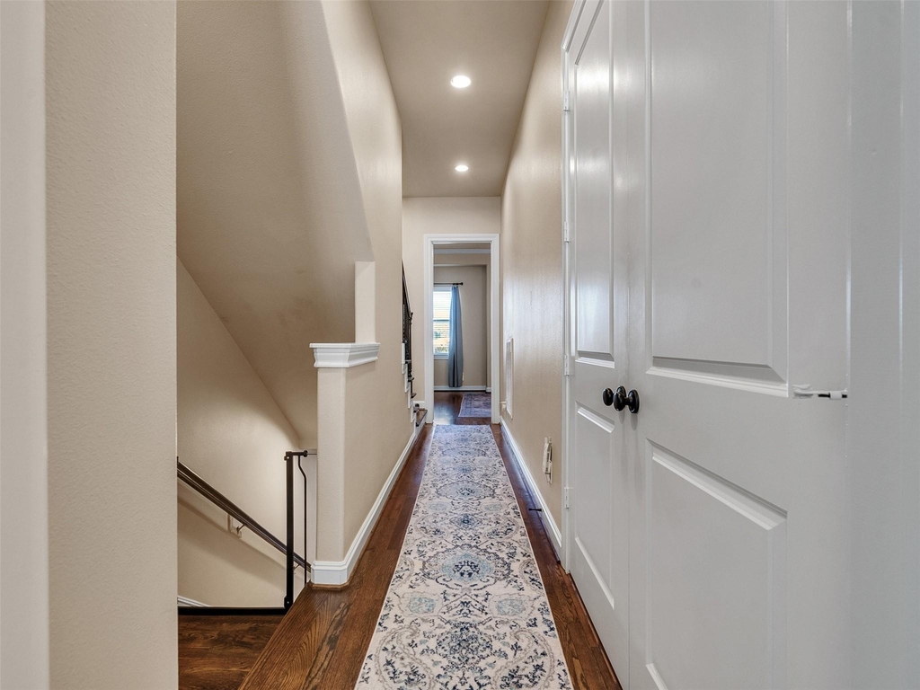 1877 Dart Street - Photo 28
