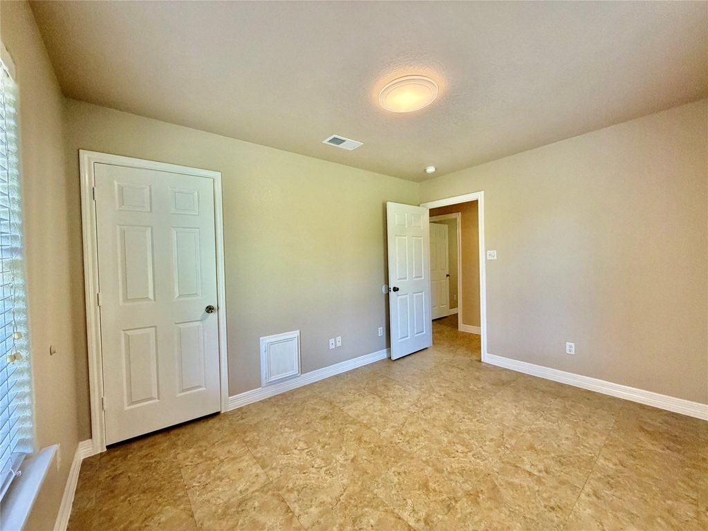 3121 Fm 646 Road N - Photo 17