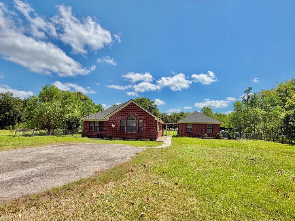 3121 Fm 646 Road N - Photo 2