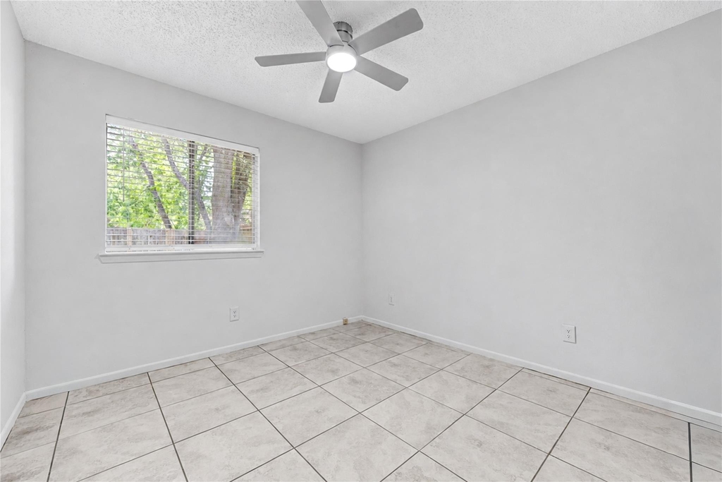 21419 Park Orchard Drive - Photo 27