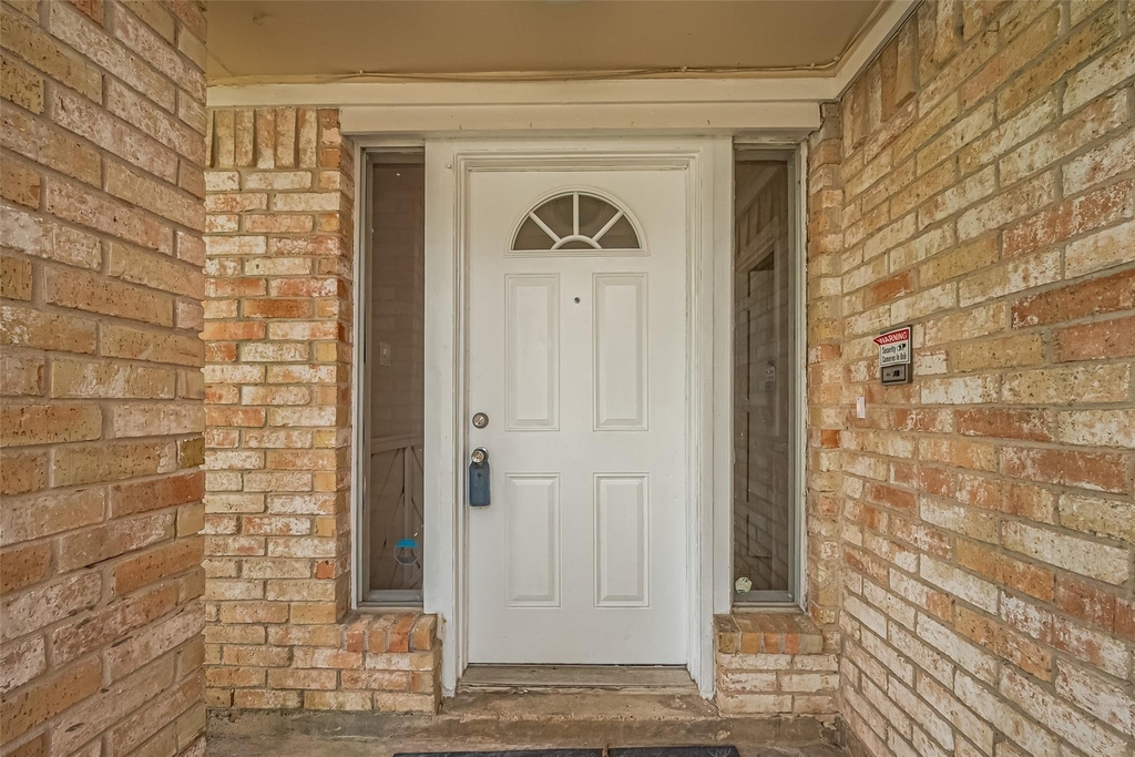 2606 Lexington Woods Drive - Photo 1
