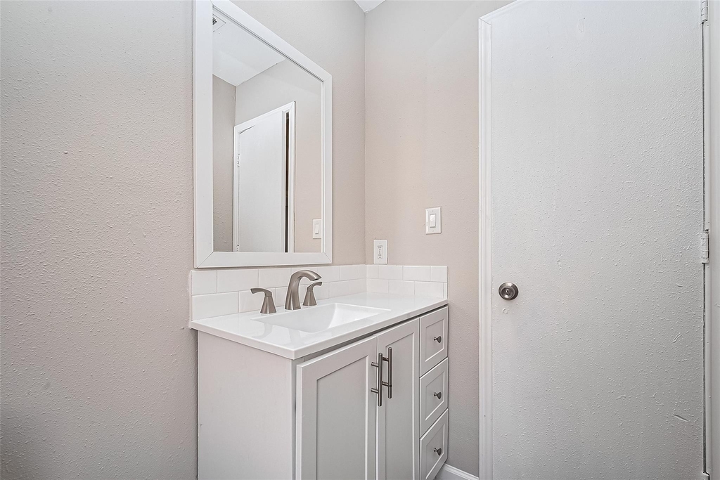 2606 Lexington Woods Drive - Photo 24