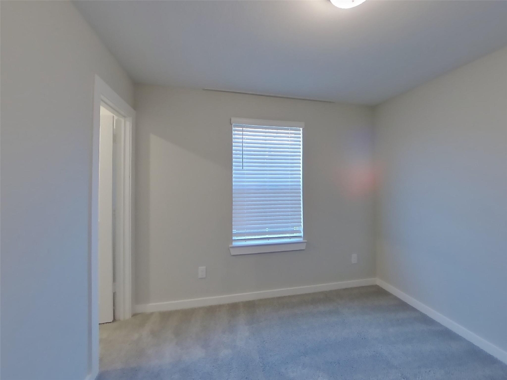 22819 Frassino Place - Photo 8