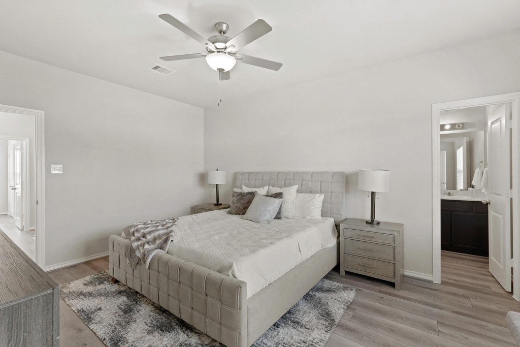 1402 Acorn Meadow Street - Photo 10