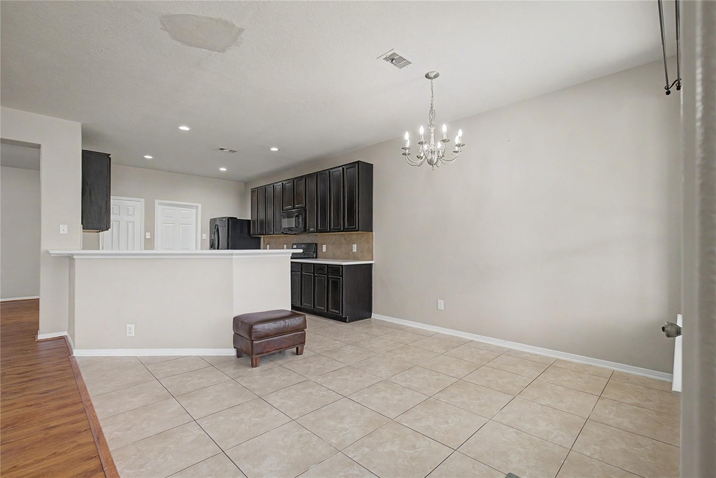 9947 Valance Way - Photo 15