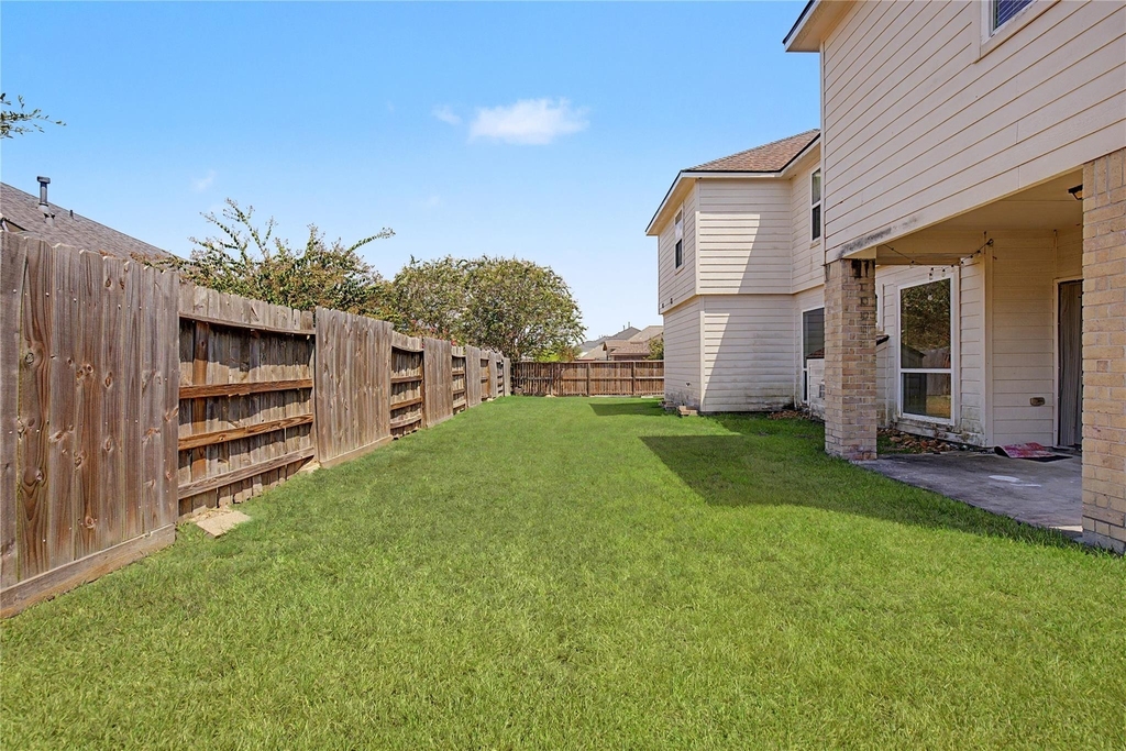 9947 Valance Way - Photo 38