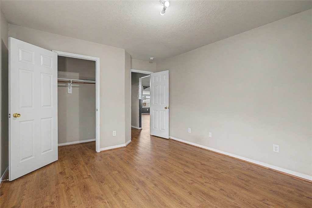 9947 Valance Way - Photo 34