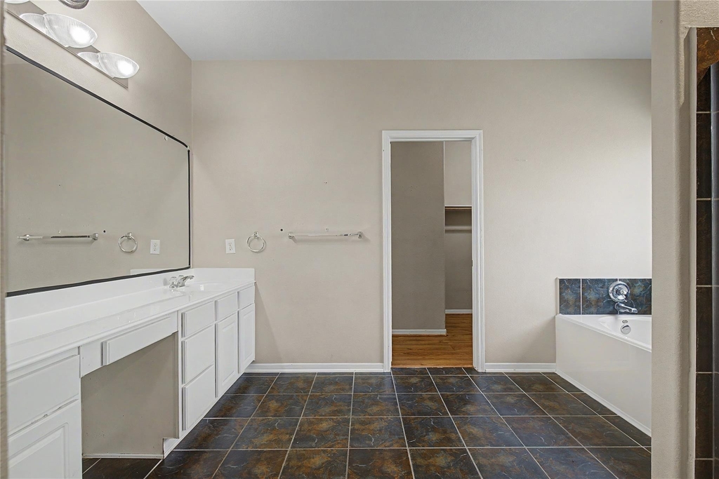 9947 Valance Way - Photo 21
