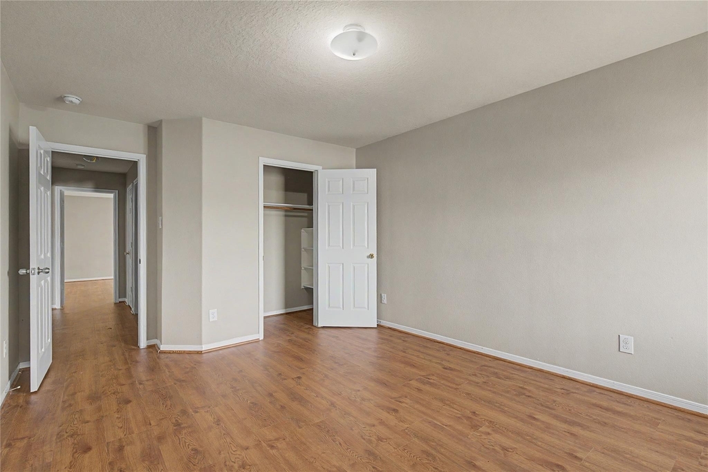 9947 Valance Way - Photo 32