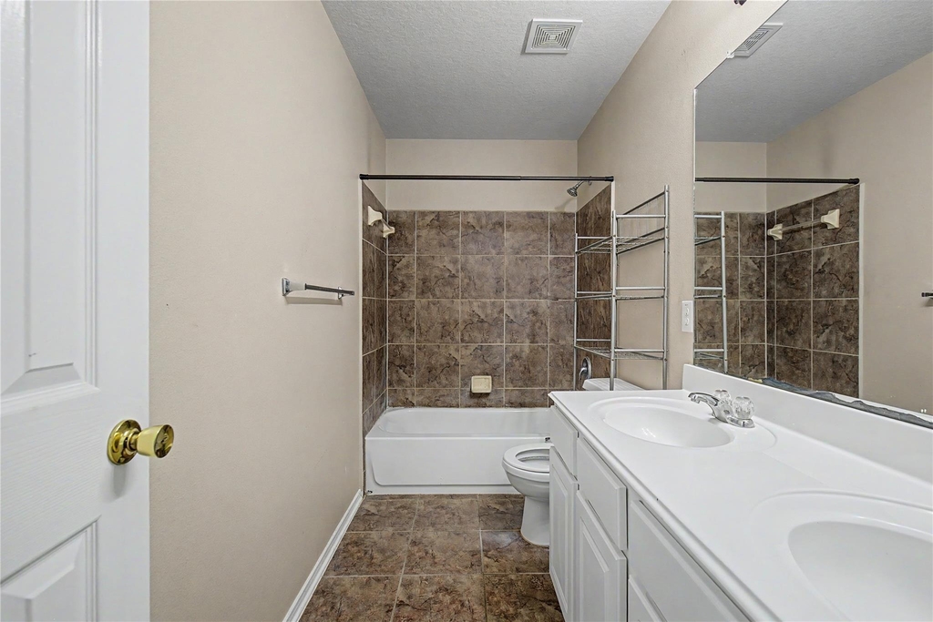 9947 Valance Way - Photo 35