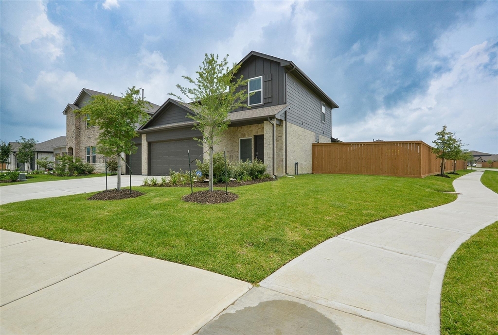 1055 Llano Trail - Photo 1
